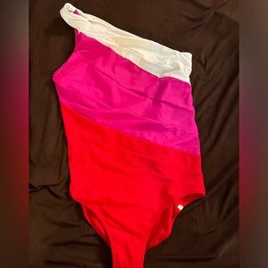 BRAND NEW Summersalt Sidestroke One Piece Swimsuit